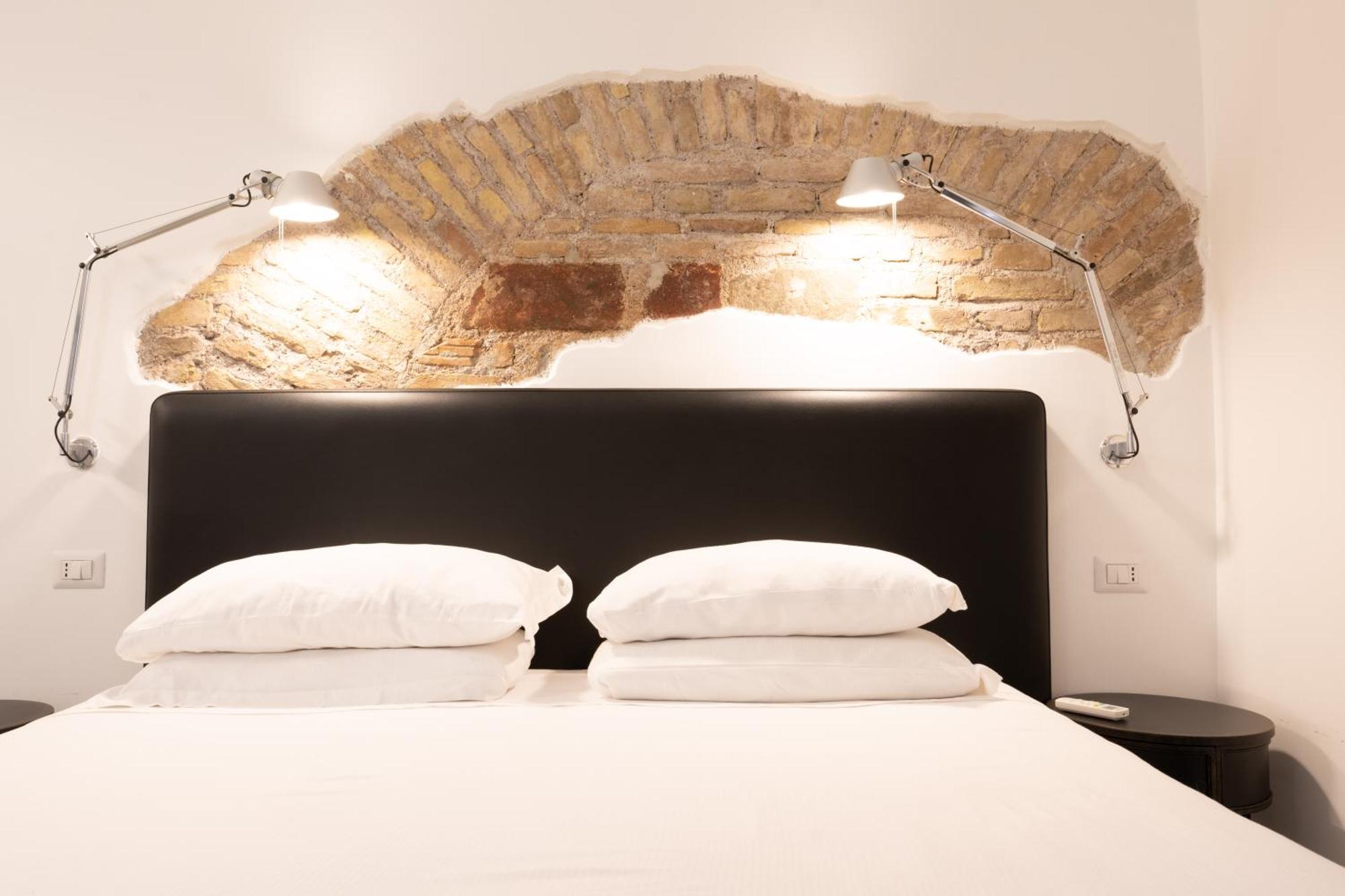 Inn Urbe Colosseo Рим Экстерьер фото