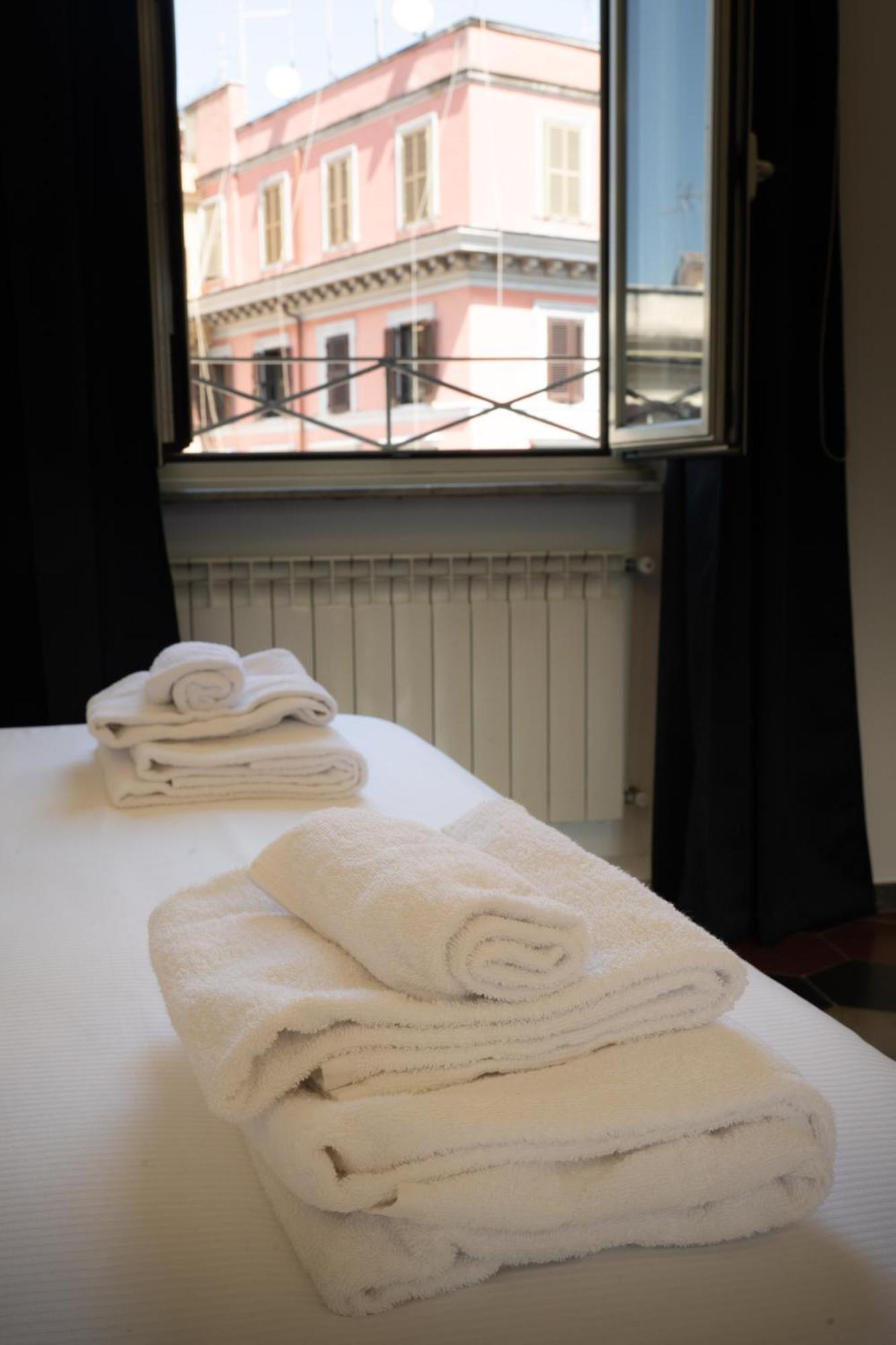 Inn Urbe Colosseo Рим Экстерьер фото