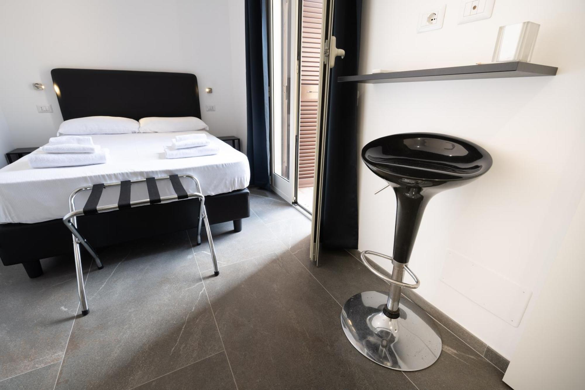 Inn Urbe Colosseo Рим Экстерьер фото