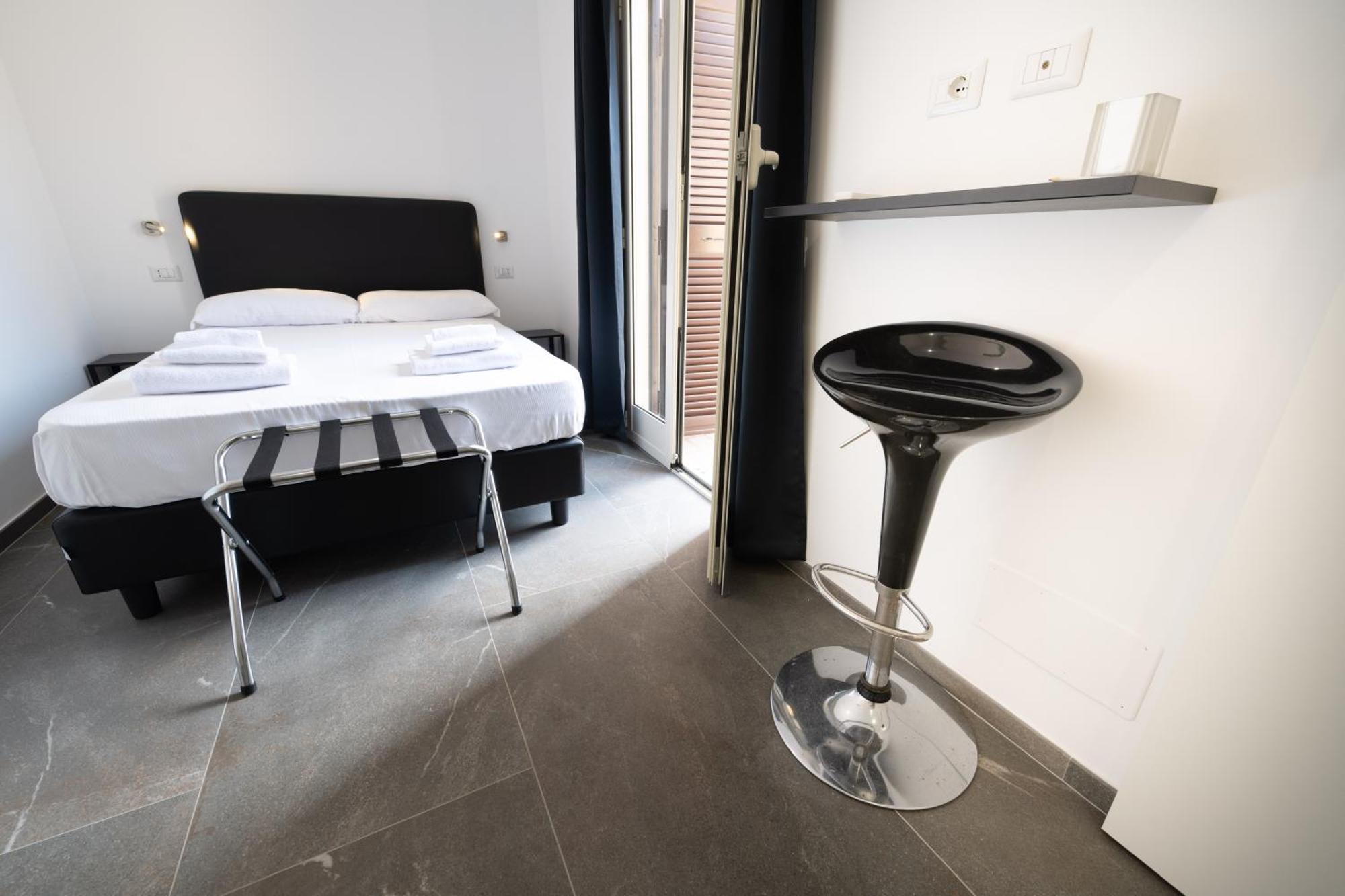 Inn Urbe Colosseo Рим Экстерьер фото