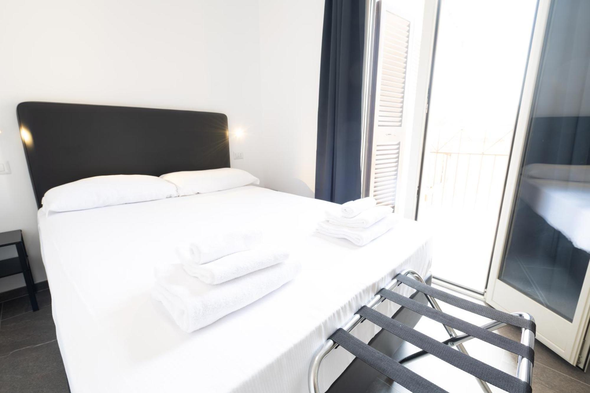 Inn Urbe Colosseo Рим Экстерьер фото