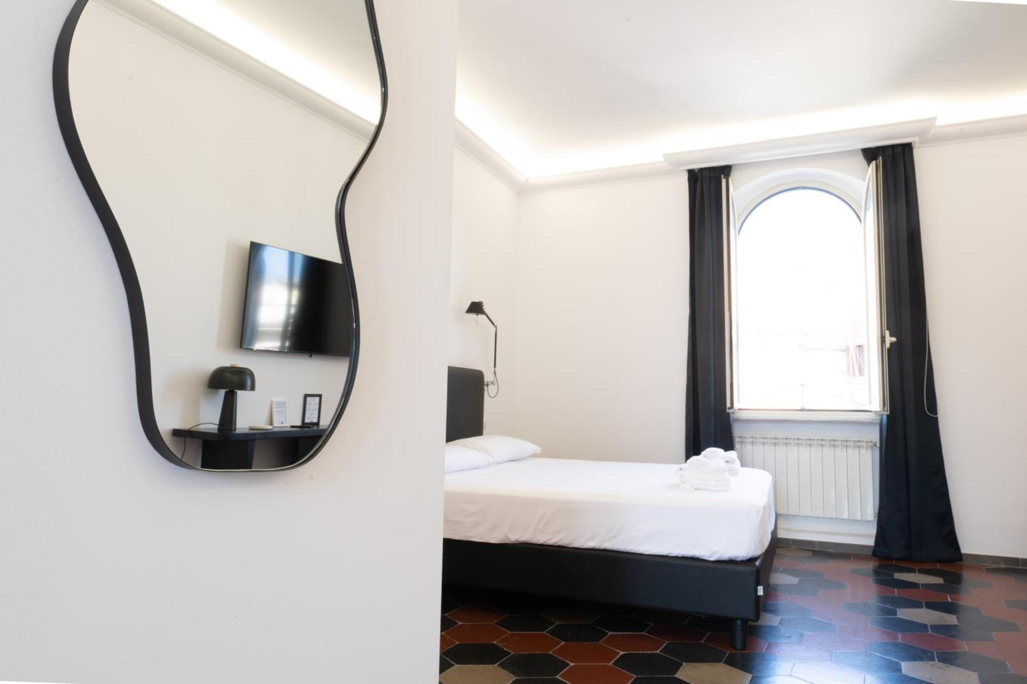 Inn Urbe Colosseo Рим Экстерьер фото